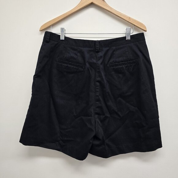 Liz Claiborne High Waist Chino Shorts Women's Sz 14 Flat Front Classic Black EUC - Picture 2 of 8